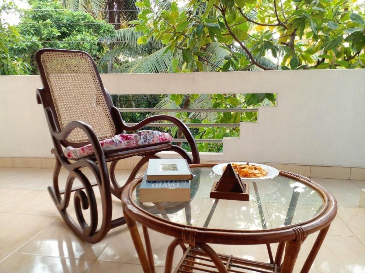 The Tourist Balcony Lägenhet Negombo Exteriör bild